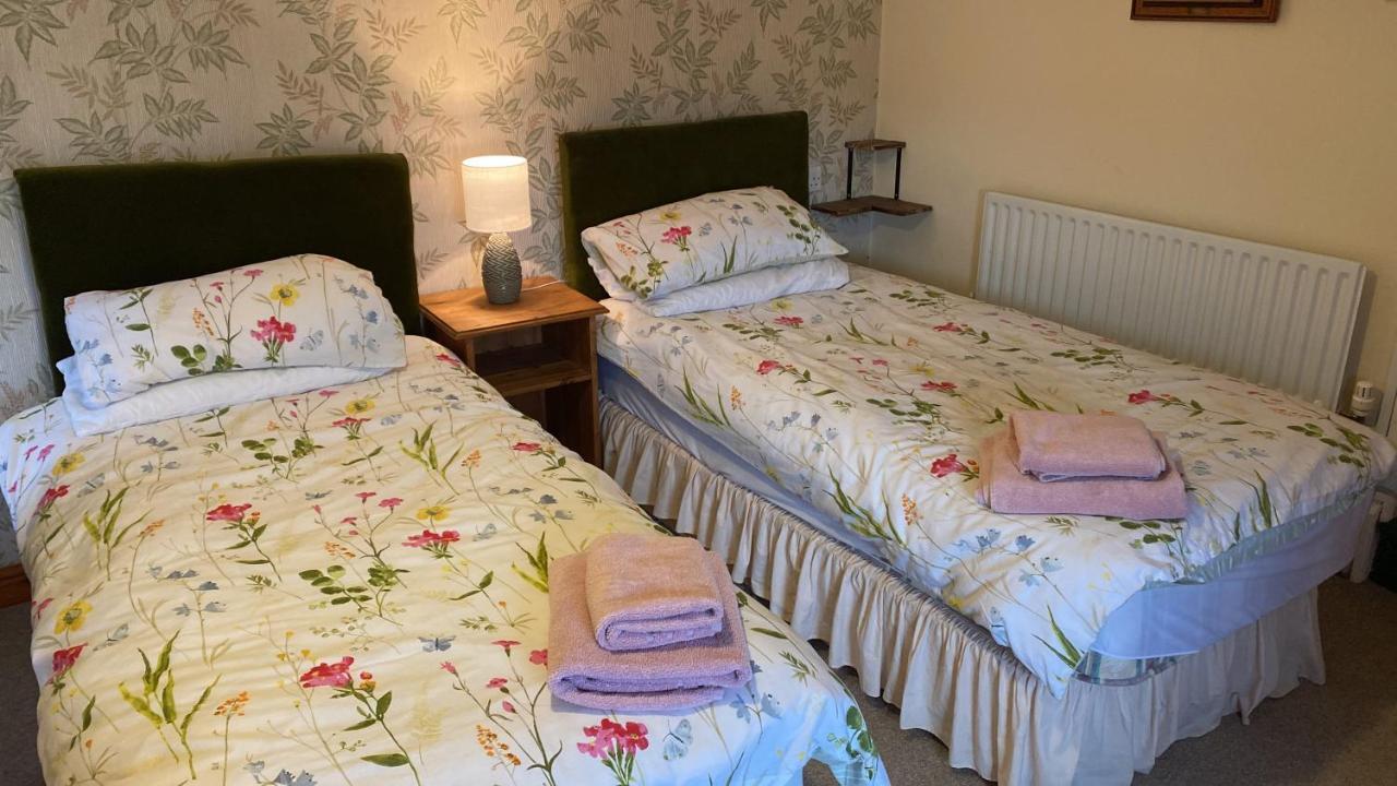 Bed and Breakfast Longstone Farm Гелстон Екстер'єр фото